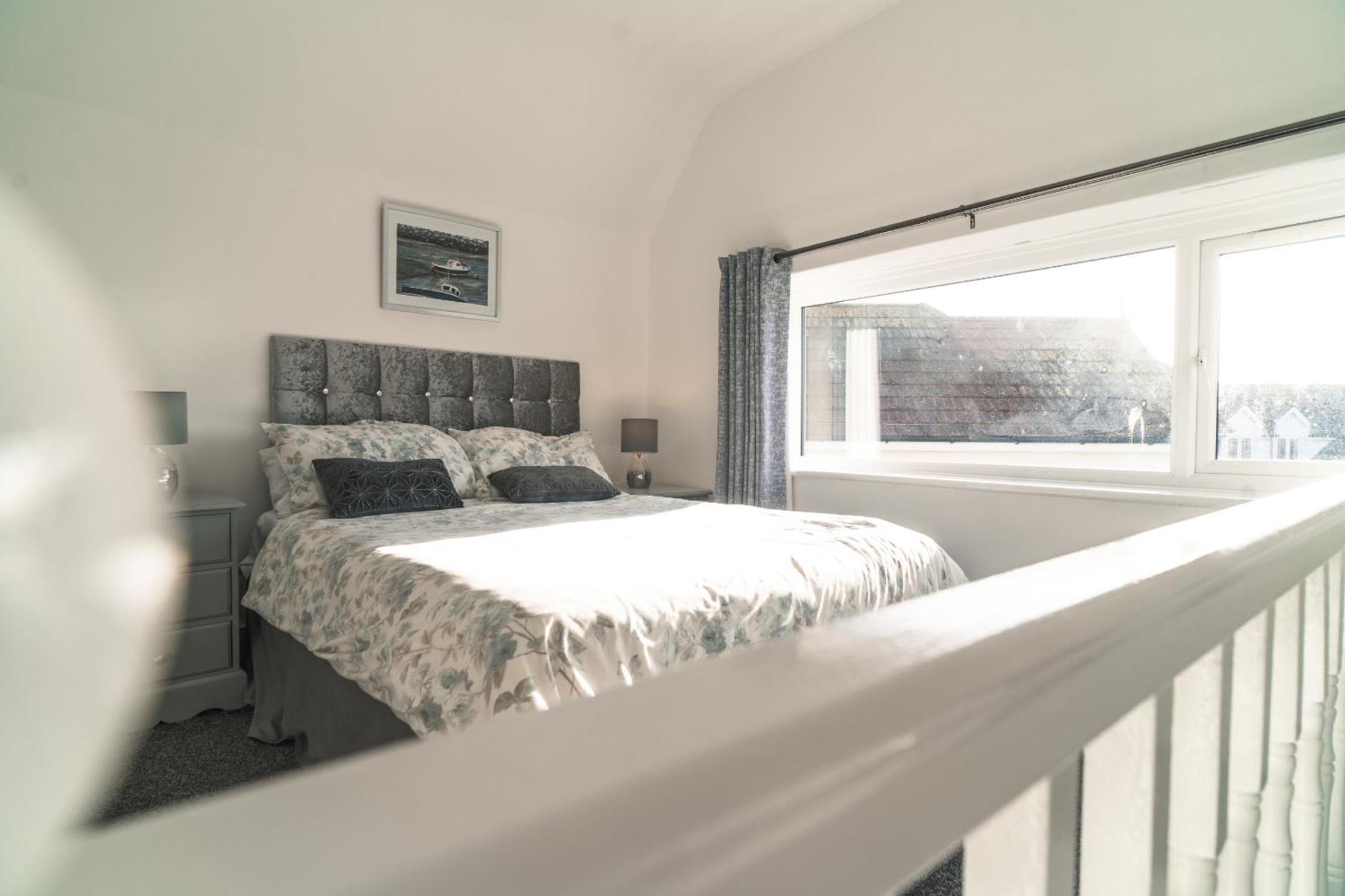 Beachmount Holiday Apartments 科尔温湾 外观 照片