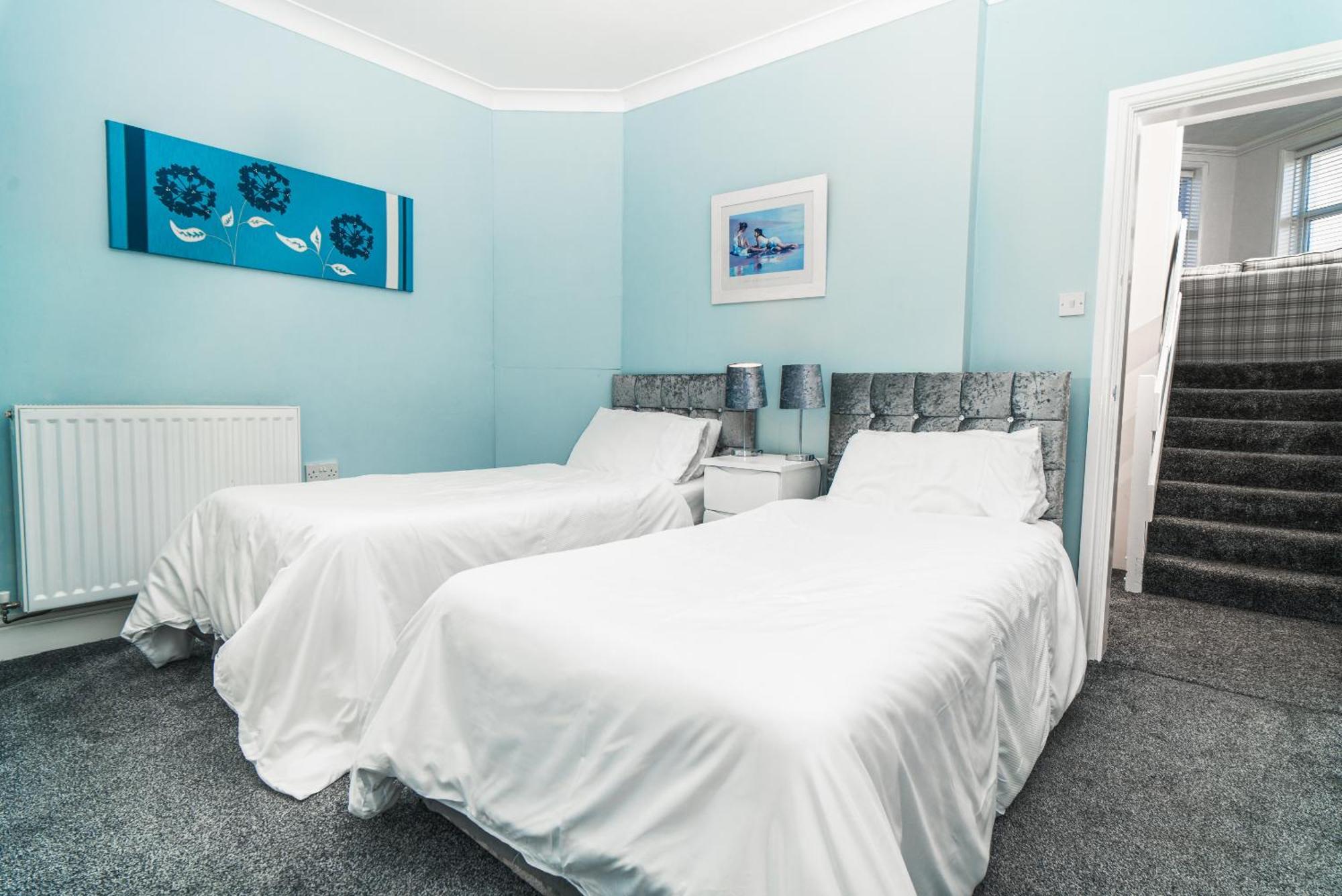 Beachmount Holiday Apartments 科尔温湾 外观 照片