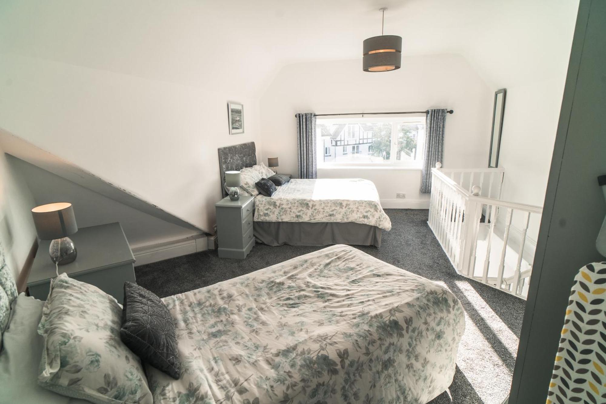 Beachmount Holiday Apartments 科尔温湾 外观 照片