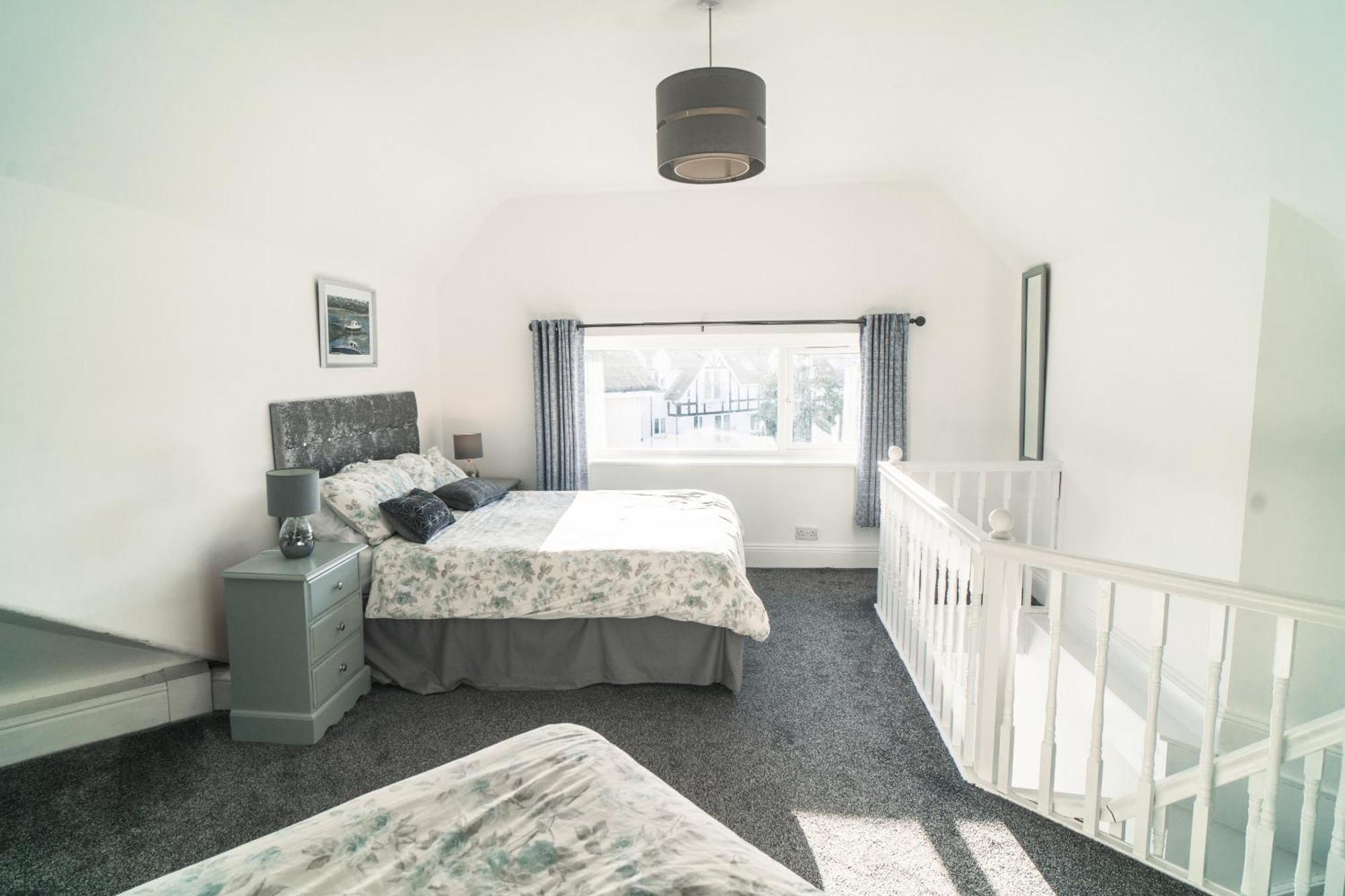 Beachmount Holiday Apartments 科尔温湾 外观 照片